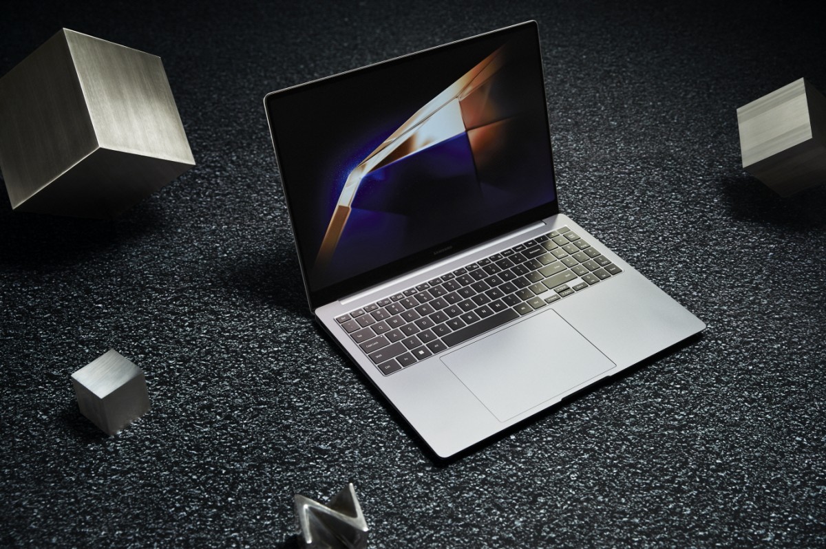 Samsung ha presentado el portátil Galaxy Book4 Ultra con chips Intel Core Ultra y tarjetas gráficas GeForce RTX 40 Samsung ha presentado el portátil Galaxy Book4 Ultra con chips Intel Core Ultra y tarjetas gráficas GeForce RTX 40