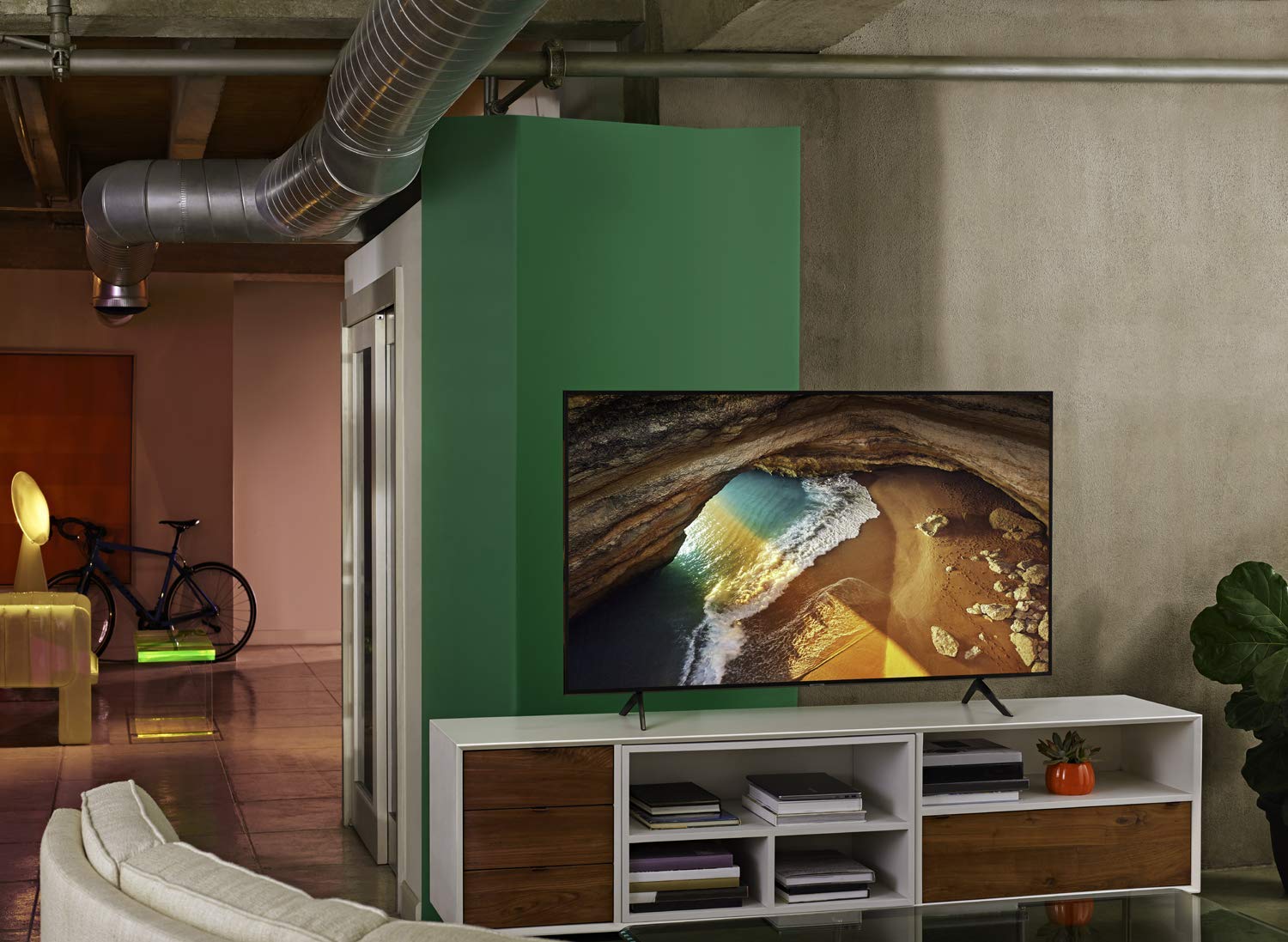Los televisores QLED 4K de Samsung salen a la venta en Europa a partir de 1199 euros Los televisores QLED 4K de Samsung salen a la venta en Europa a partir de 1199 euros
