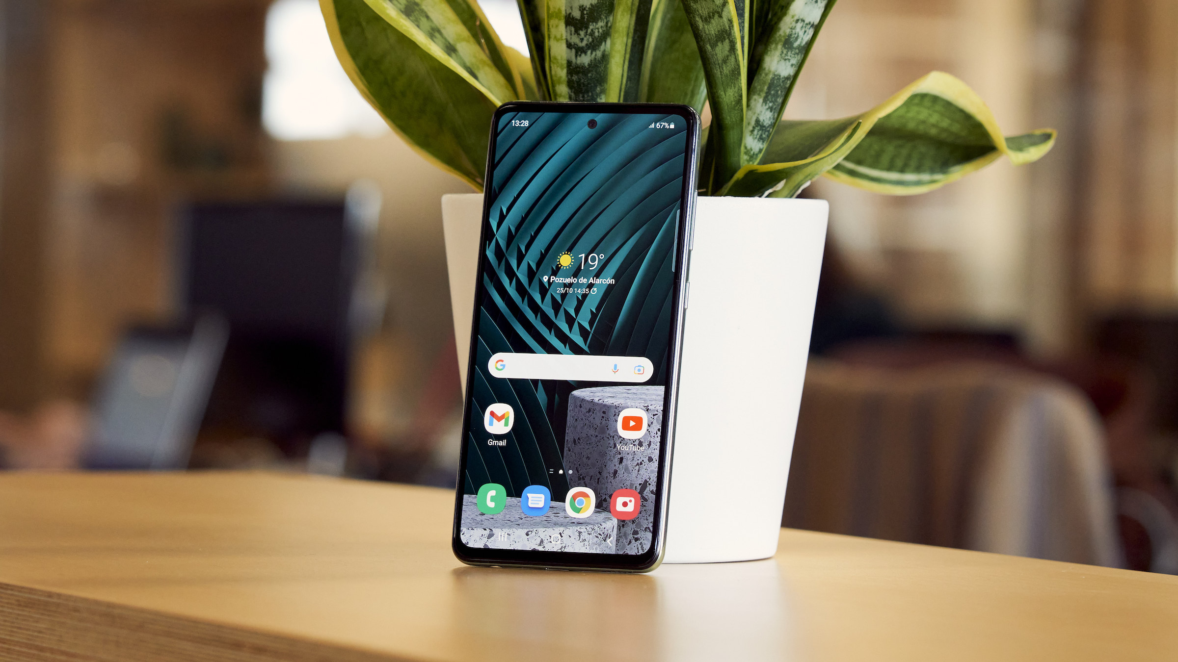 Otro teléfono inteligente Samsung popular recibió una actualización a Android 12 con One UI 4 Otro teléfono inteligente Samsung popular recibió una actualización a Android 12 con One UI 4