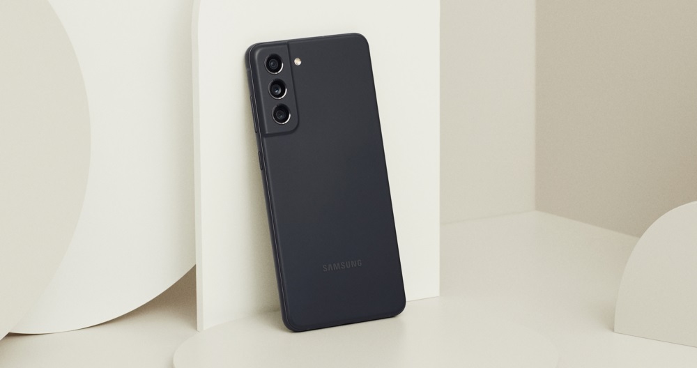 Samsung Galaxy S21 FE es el primer smartphone de la serie en recibir One UI 6.0 con sistema operativo Android 14 Samsung Galaxy S21 FE es el primer smartphone de la serie en recibir One UI 6.0 con sistema operativo Android 14