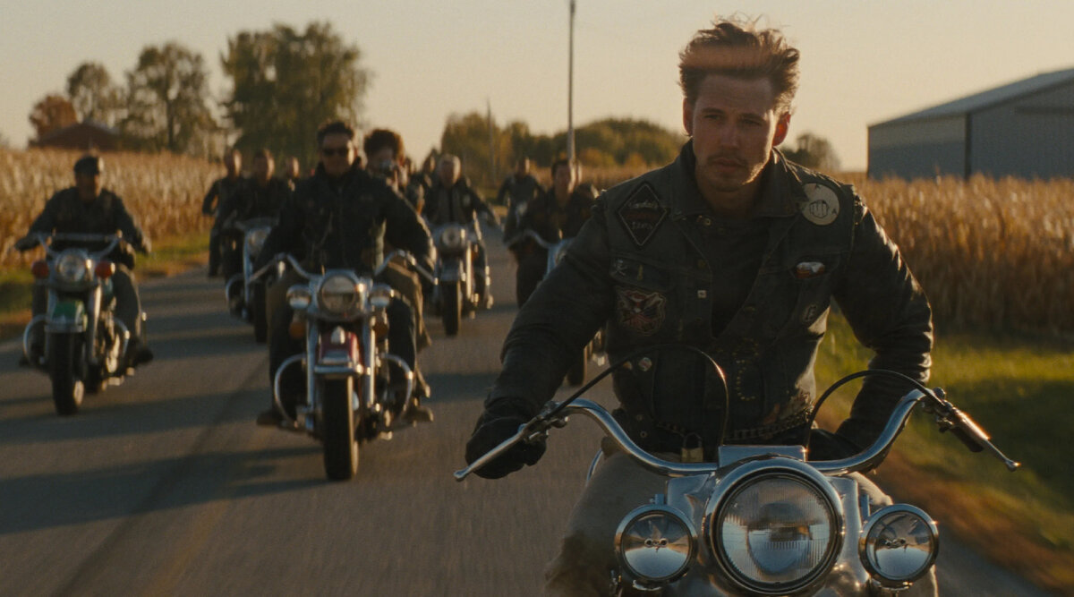 El drama policíaco "The Bikeriders", protagonizado por Tom Hardy y Austin Butler, ha encontrado un nuevo hogar después de que Disney abandonara el proyecto: Focus Features se ha hecho con los derechos de distribución mundial El drama policíaco "The Bikeriders", protagonizado por Tom Hardy y Austin Butler, ha encontrado un nuevo hogar después de que Disney abandonara el proyecto: Focus Features se ha hecho con los derechos de distribución mundial