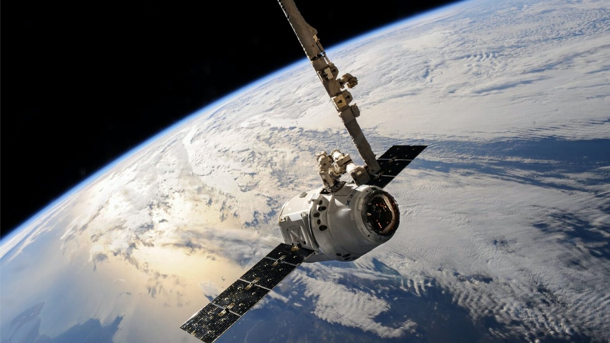 Conectándose: SpaceX lanza con éxito el satélite Starlink