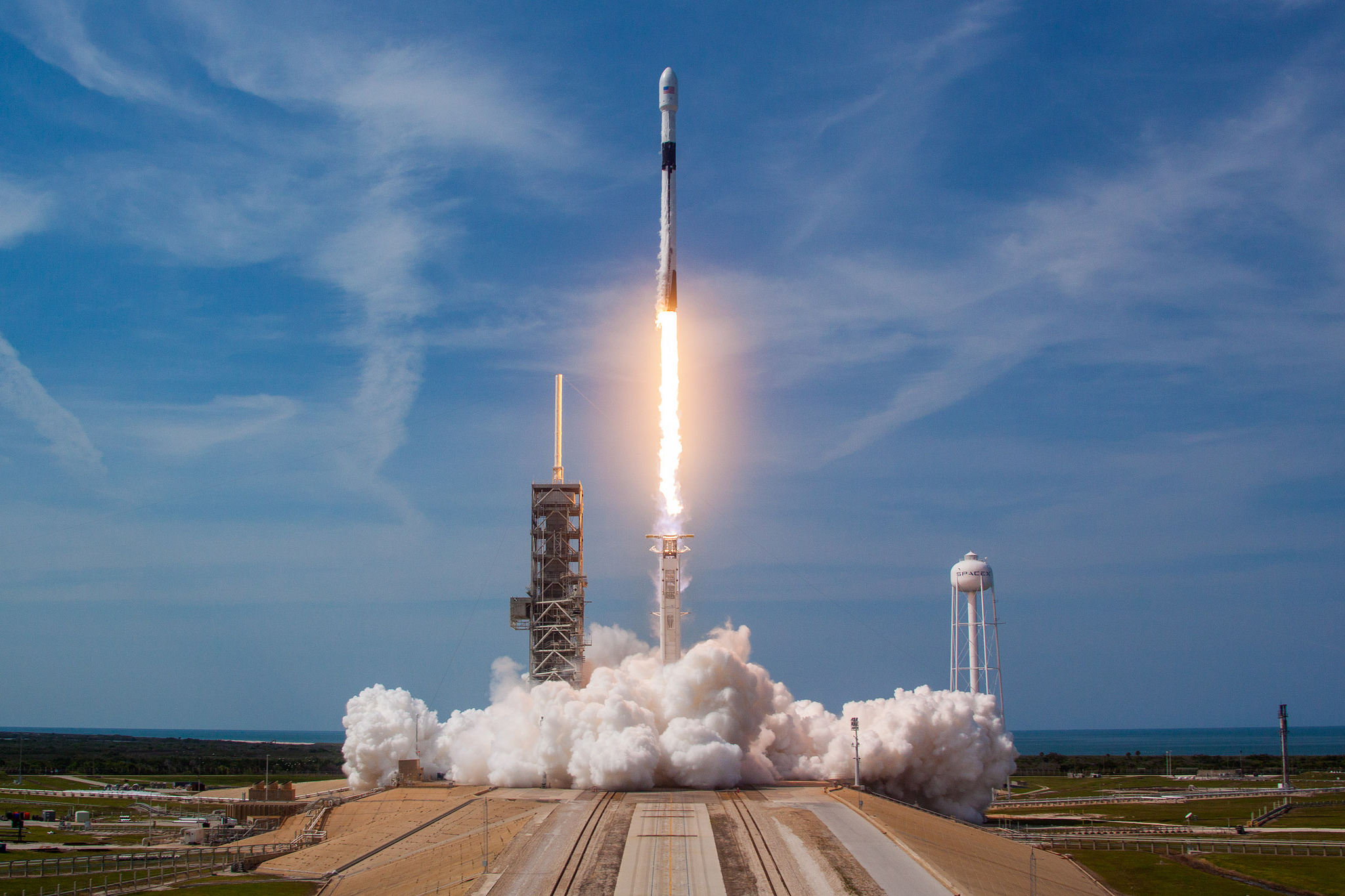 Corea del Sur renunciará a los cohetes rusos y podrá utilizar el Falcon 9 para lanzar sus satélites Corea del Sur renunciará a los cohetes rusos y podrá utilizar el Falcon 9 para lanzar sus satélites