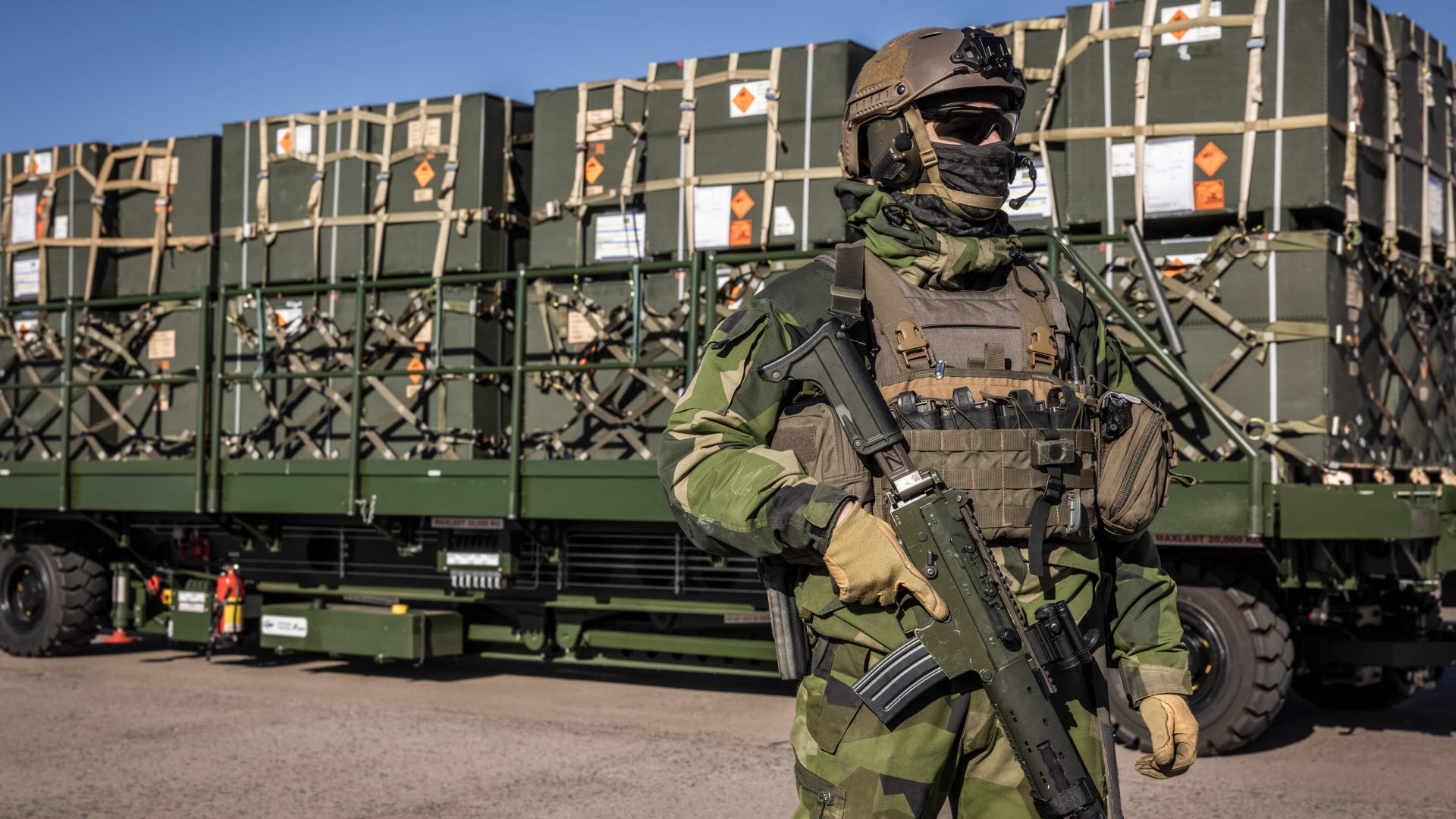 Sistemas de defensa aérea, vehículos todoterreno y equipo de invierno: Suecia anuncia un nuevo paquete de ayuda militar de 287.000.000 de dólares para Ucrania Sistemas de defensa aérea, vehículos todoterreno y equipo de invierno: Suecia anuncia un nuevo paquete de ayuda militar de 287.000.000 de dólares para Ucrania