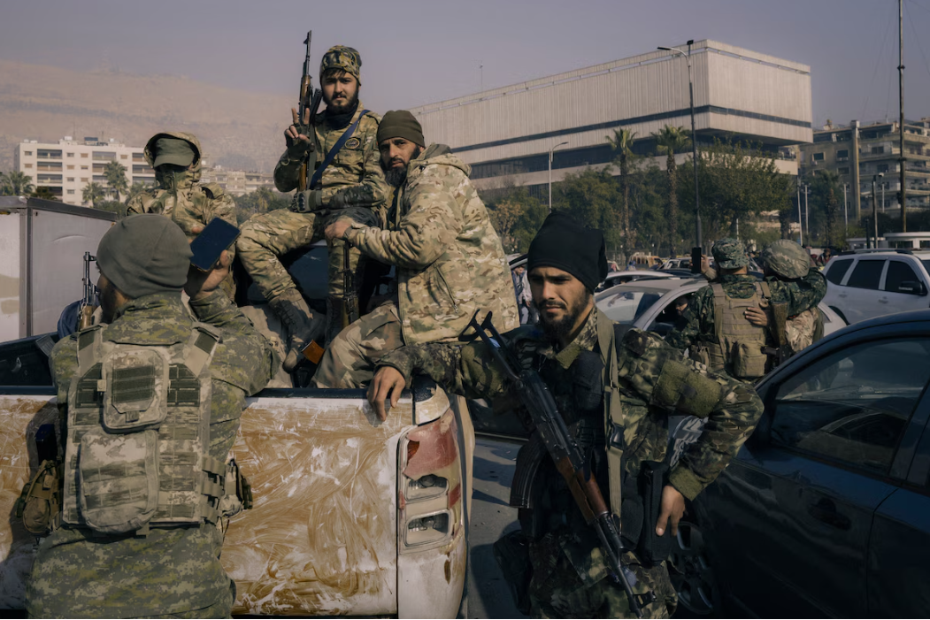 El colapso de la dinastía Assad: los primeros pasos hacia la reconstrucción de Siria Los rebeldes marcan el fin de la era Assad: un nuevo capítulo en la historia de Siria