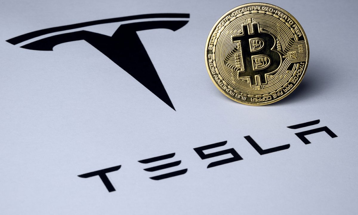 Tesla pierde 204 millones de dólares en un año por el desplome del valor del Bitcoin Tesla pierde 204 millones de dólares en un año por el desplome del valor del Bitcoin