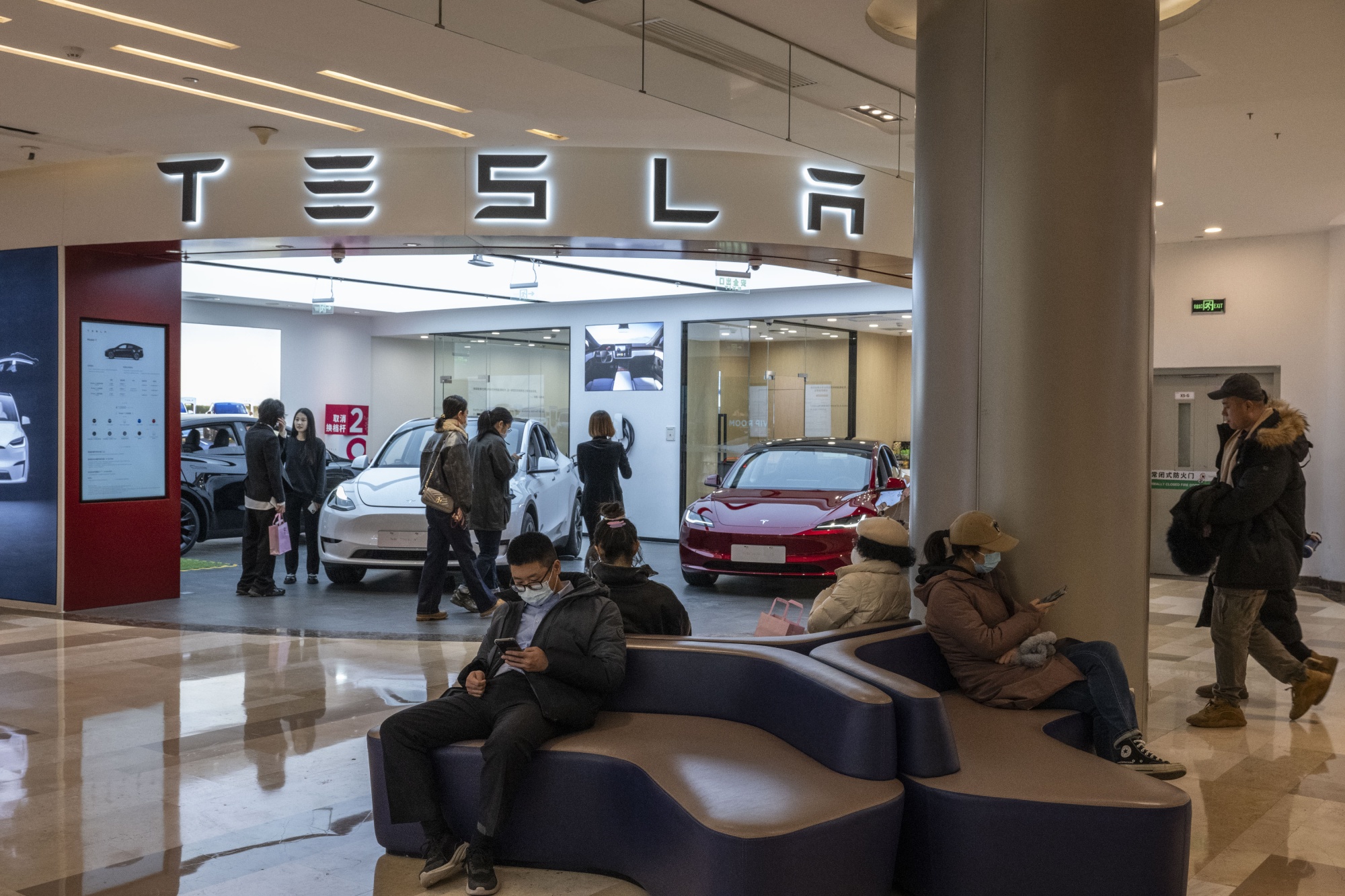Tesla introduce en China bonificaciones para aumentar las ventas de sus coches eléctricos Tesla introduce en China bonificaciones para aumentar las ventas de sus coches eléctricos