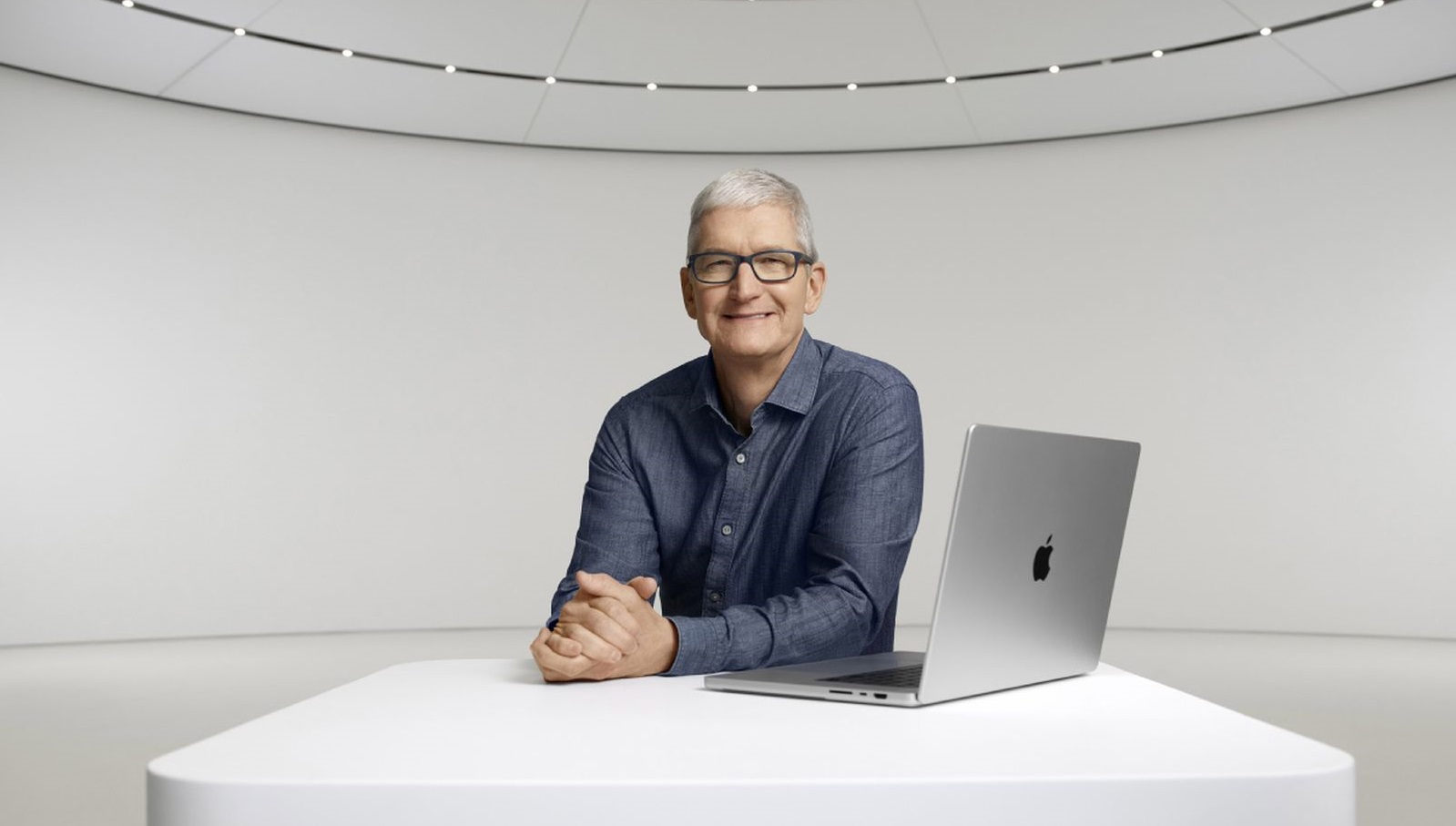 Tim Cook recortará voluntariamente su propio paquete retributivo en unos 50 millones de dólares