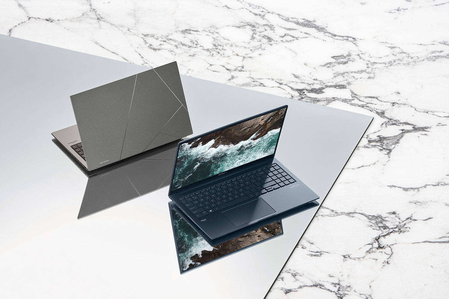 ASUS ZenBook 15 OLED - Ryzen 7000, pantalla 2,8K a 120 Hz, 13 horas de autonomía y Windows 11