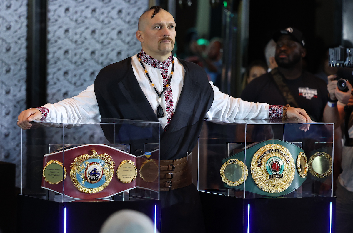 Oleksandr Usyk recauda 1 millón de dólares para la ayuda a las AFU y el monobanco sortea 10.000 UAH por donaciones Oleksandr Usyk recauda 1 millón de dólares para la ayuda a las AFU y el monobanco sortea 10.000 UAH por donaciones