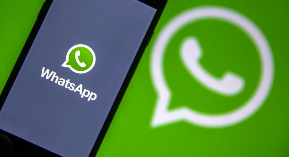 WhatsApp ha actualizado sus funciones de privacidad con la posibilidad de ocultar su estado en línea WhatsApp ha actualizado sus funciones de privacidad con la posibilidad de ocultar su estado en línea