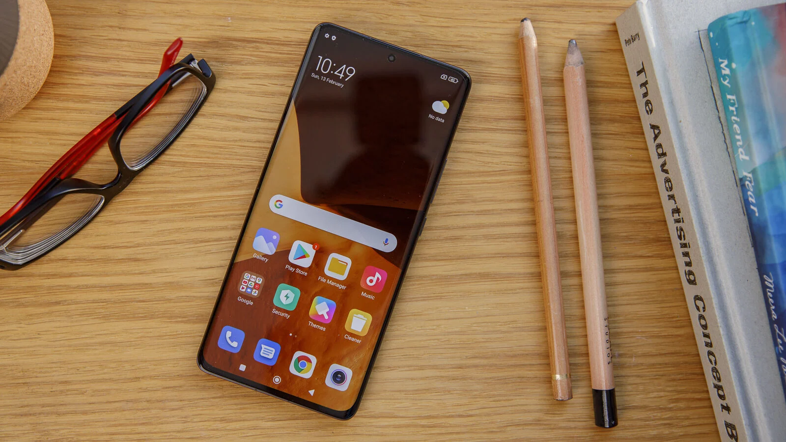 Pero el dólar a 58 rublos: el Xiaomi 12 Pro ruso se ha convertido en el smartphone más caro de la historia de la compañía