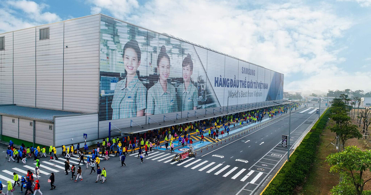 La fábrica de Samsung en Thai Nguyen pone a la venta su teléfono Galaxy número mil millones: ¿De qué modelo es este smartphone? La fábrica de Samsung en Thai Nguyen pone a la venta su teléfono Galaxy número mil millones: ¿De qué modelo es este smartphone?