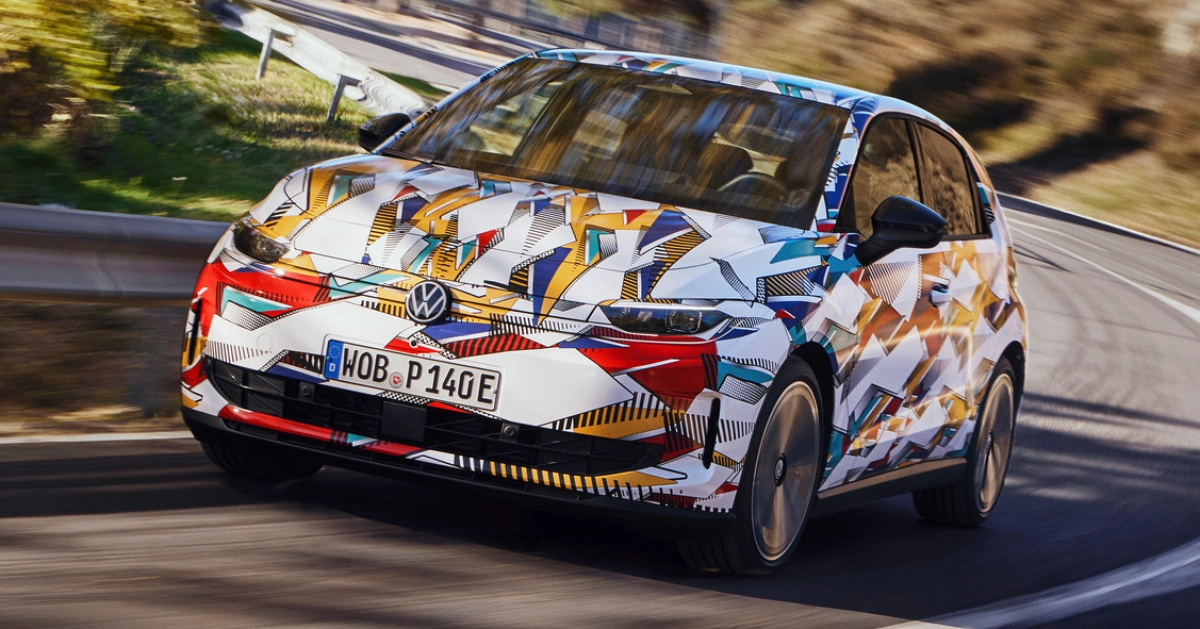Prototipo de prueba del VW ID. Polo revelado en nuevo camuflaje