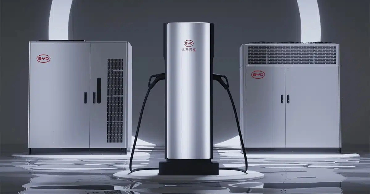 BYD presenta un dispositivo de carga superpotente de 1360 kW