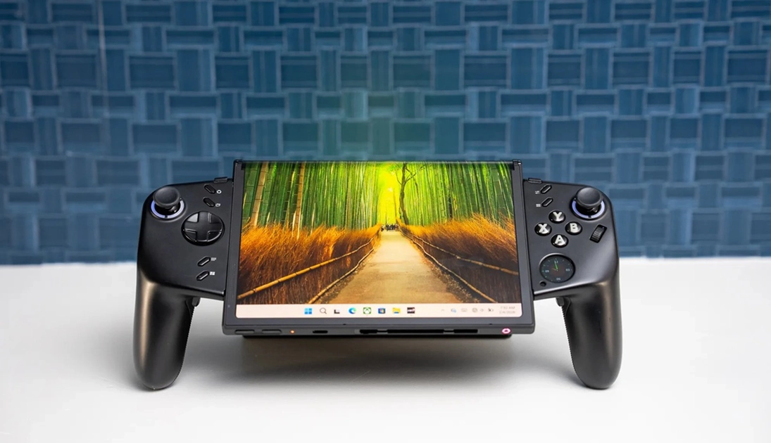 Lenovo presentó el concepto Legion Go Fold: una tableta plegable para jugadores