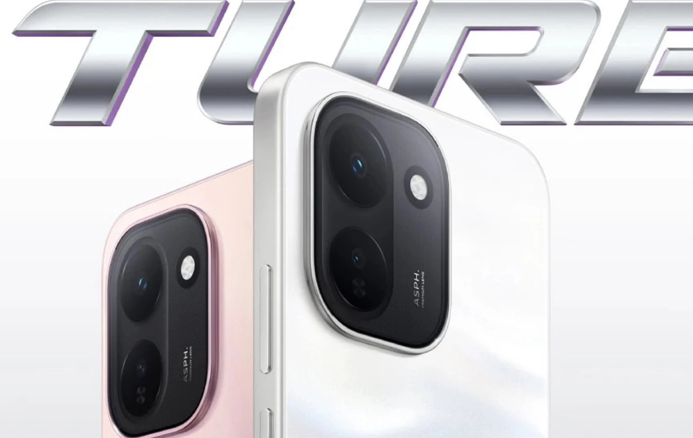 Vivo Y600 Turbo con su bloque de cámaras cuadrado y acabado posterior característico.