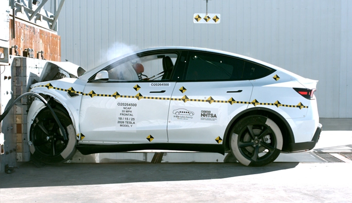 El Tesla Model Y 2026, primer vehículo certificado bajo los nuevos estándares ADAS de la NHTSA.