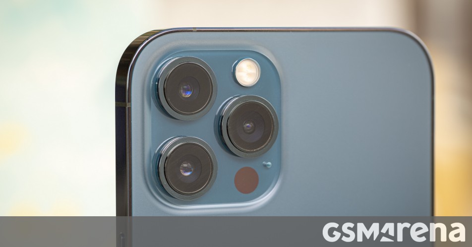 Los esquemas del iPhone 14 Pro revelan un cuerpo más grueso, dos recortes de pantalla Los esquemas del iPhone 14 Pro revelan un cuerpo más grueso, dos recortes de pantalla