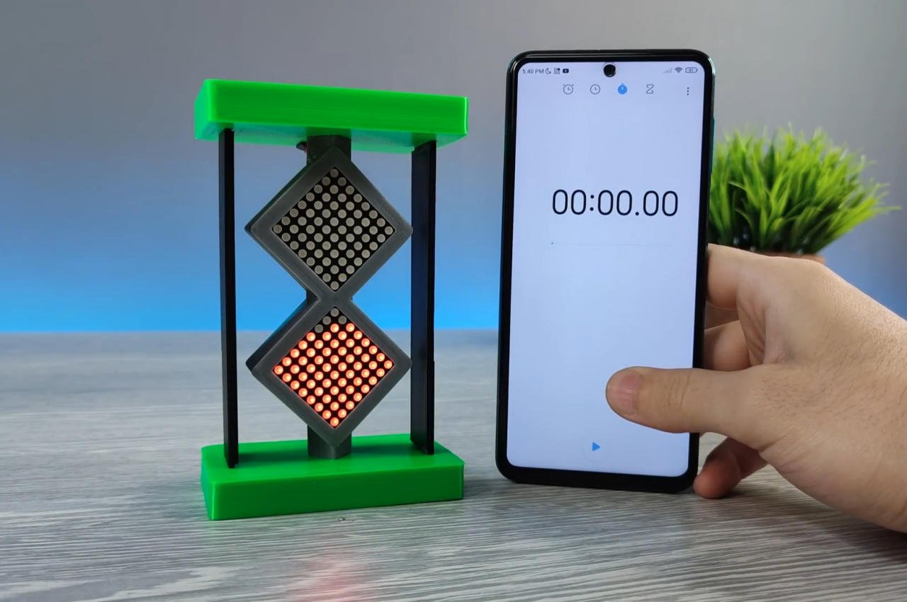 Este reloj de arena digital de bricolaje brinda una sensación retro sin la arena desordenada-6