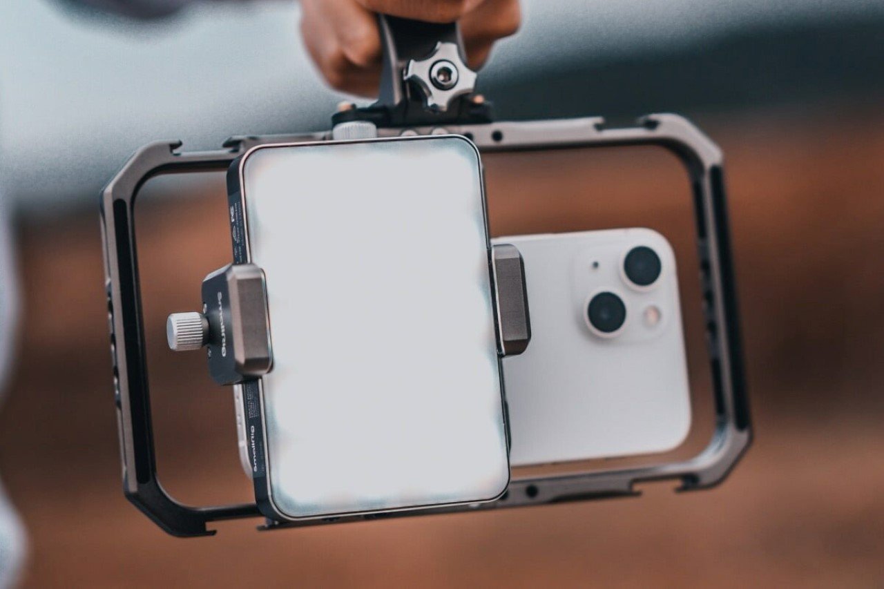 Convierte tu iPhone en una configuración profesional para hacer películas con este equipo modular para teléfono-5