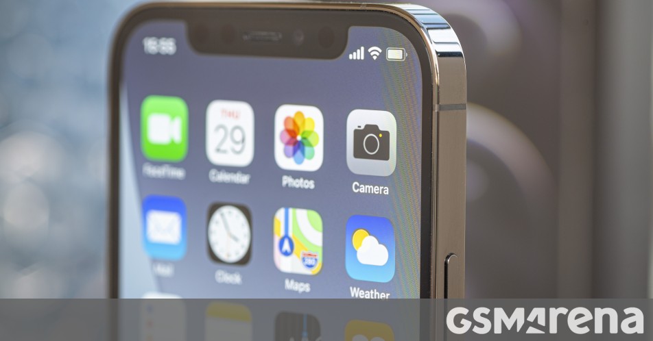 Los iPhones de 2024 tendrán cámara selfie UD y Face ID, predice un analista Los iPhones de 2024 tendrán cámara selfie UD y Face ID, predice un analista