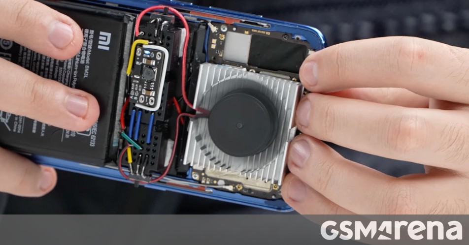 Echa un vistazo a este mejorado Xiaomi Mi 9 convertido en un teléfono para juegos bestial Echa un vistazo a este mejorado Xiaomi Mi 9 convertido en un teléfono para juegos bestial