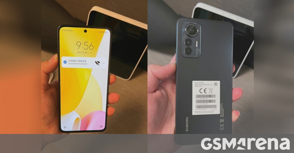 Xiaomi 12 Lite se filtra en imágenes en vivo con diseño de marco plano