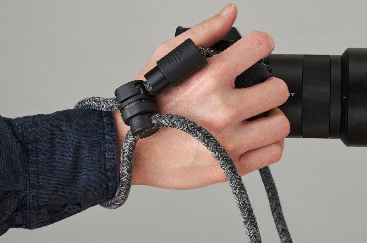 Rota-Strap y Rota-Lock te permiten llevar tu cámara con comodidad y confianza Rota-Strap y Rota-Lock te permiten llevar tu cámara con comodidad y confianza