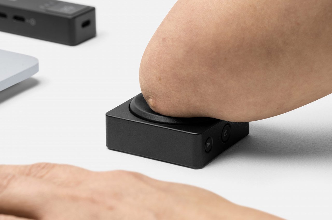 Los accesorios adaptables de Microsoft con entrada y botones totalmente personalizables son una bendición para los usuarios discapacitados Los accesorios adaptables de Microsoft con entrada y botones totalmente personalizables son una bendición para los usuarios discapacitados
