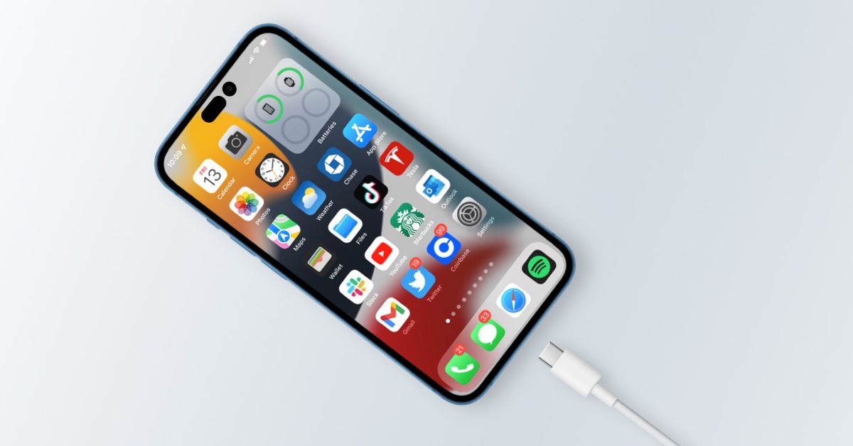 Bloomberg respalda el informe de que el iPhone 15 puede cambiar al puerto de carga USB-C el próximo año Bloomberg respalda el informe de que el iPhone 15 puede cambiar al puerto de carga USB-C el próximo año