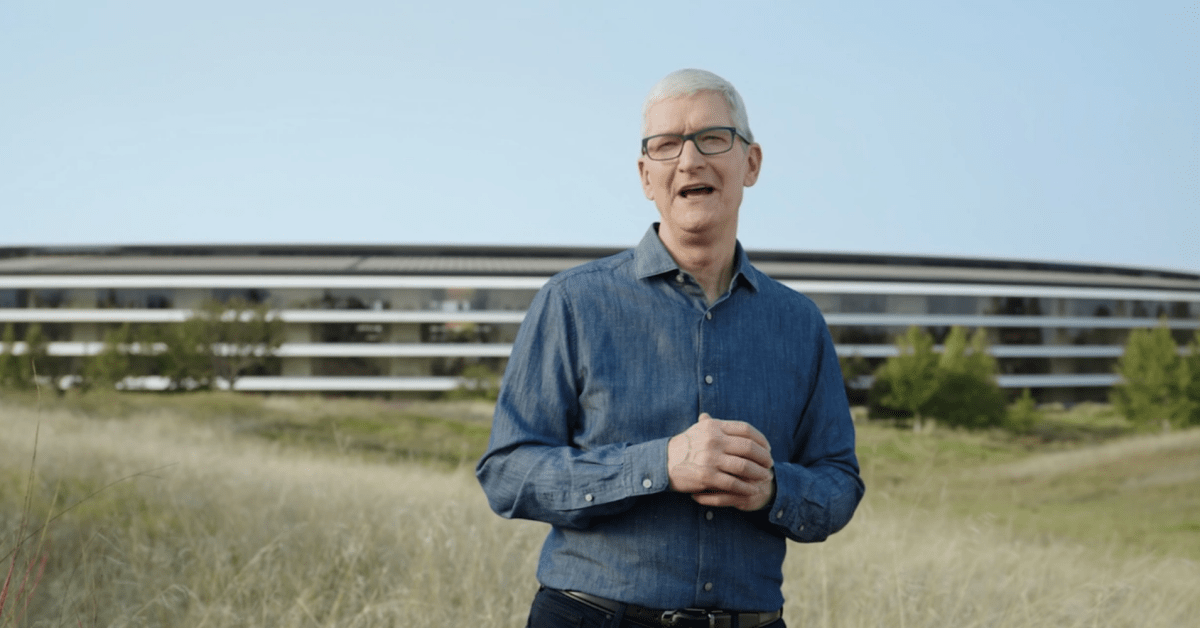 Tim Cook pronuncia un discurso de graduación en la Universidad de Gallaudet y destaca la accesibilidad Tim Cook pronuncia un discurso de graduación en la Universidad de Gallaudet y destaca la accesibilidad