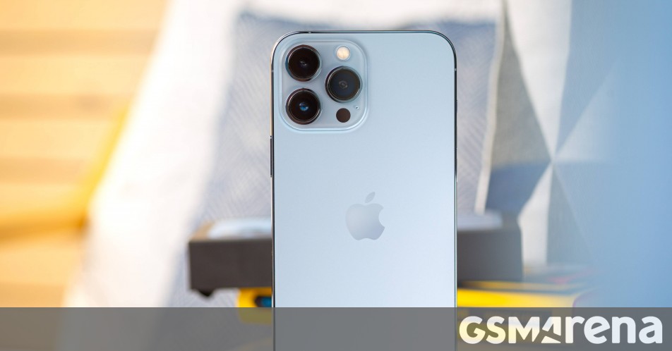 Apple comienza a probar iPhones con USB-C Apple comienza a probar iPhones con USB-C