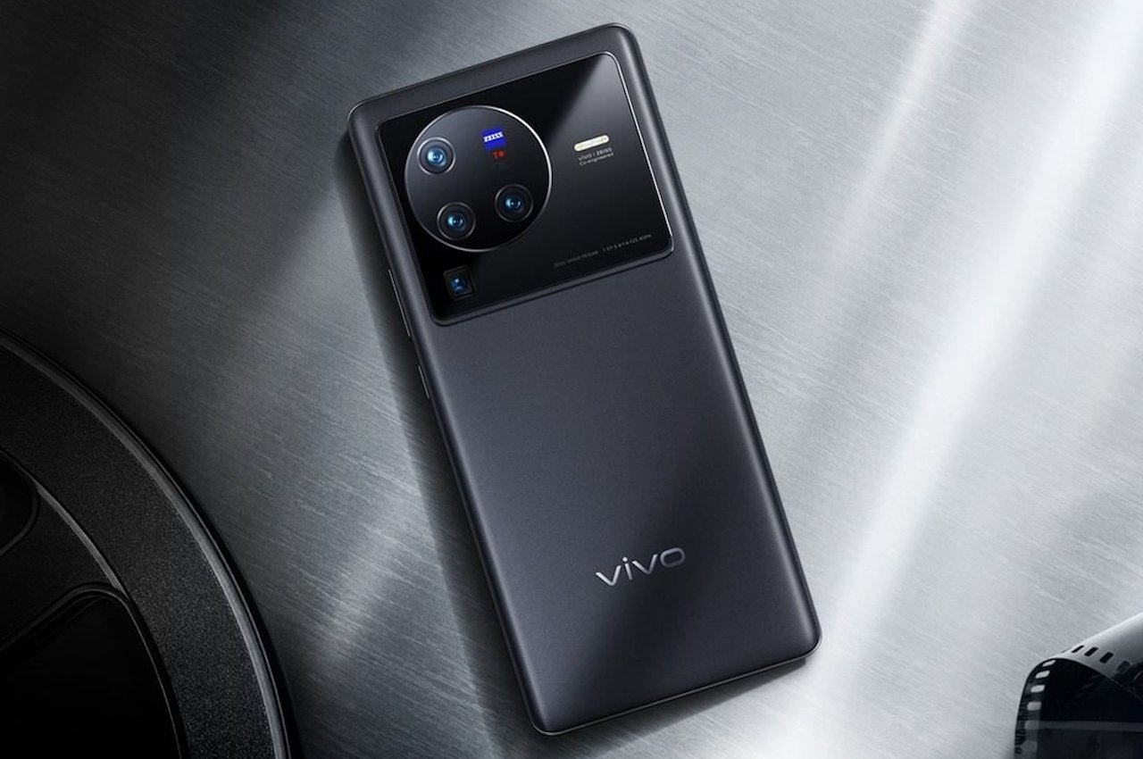 El diseño de Vivo X80 Pro resalta las cámaras de una manera incómoda El diseño de Vivo X80 Pro resalta las cámaras de una manera incómoda