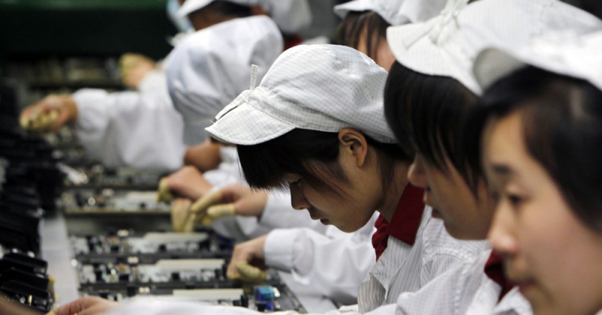 Informe: Apple les dice a los proveedores que quiere expandir la fabricación fuera de China, India y Vietnam, probables futuros centros de producción. Informe: Apple les dice a los proveedores que quiere expandir la fabricación fuera de China, India y Vietnam, probables futuros centros de producción.
