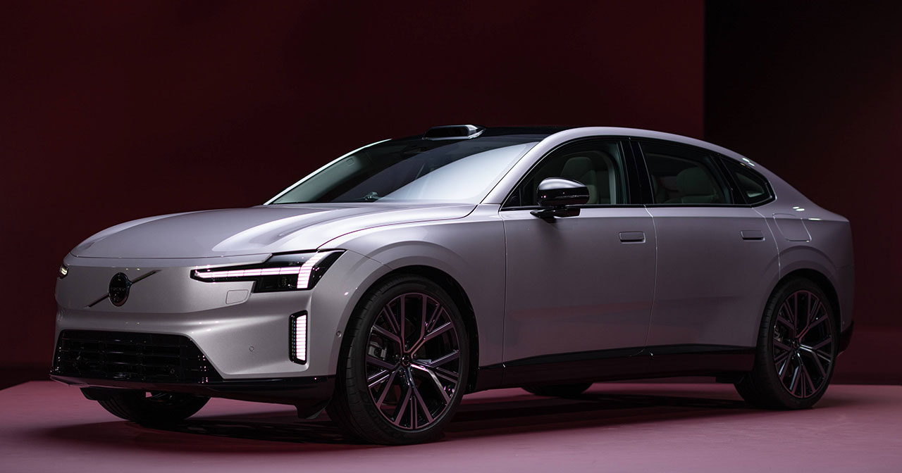 Volvo ES90 en la línea de producción