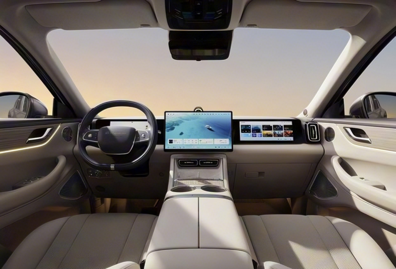 Interior del Exlantix ES7 GT