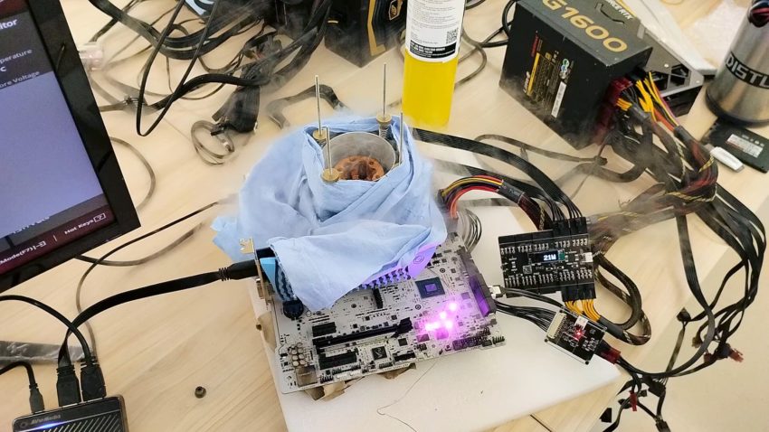 El Intel Core i9-13900K rompió el récord mundial de overclocking entre los procesadores de consumo, que duró más de ocho años-2 El Intel Core i9-13900K rompió el récord mundial de overclocking entre los procesadores de consumo, que duró más de ocho años-2