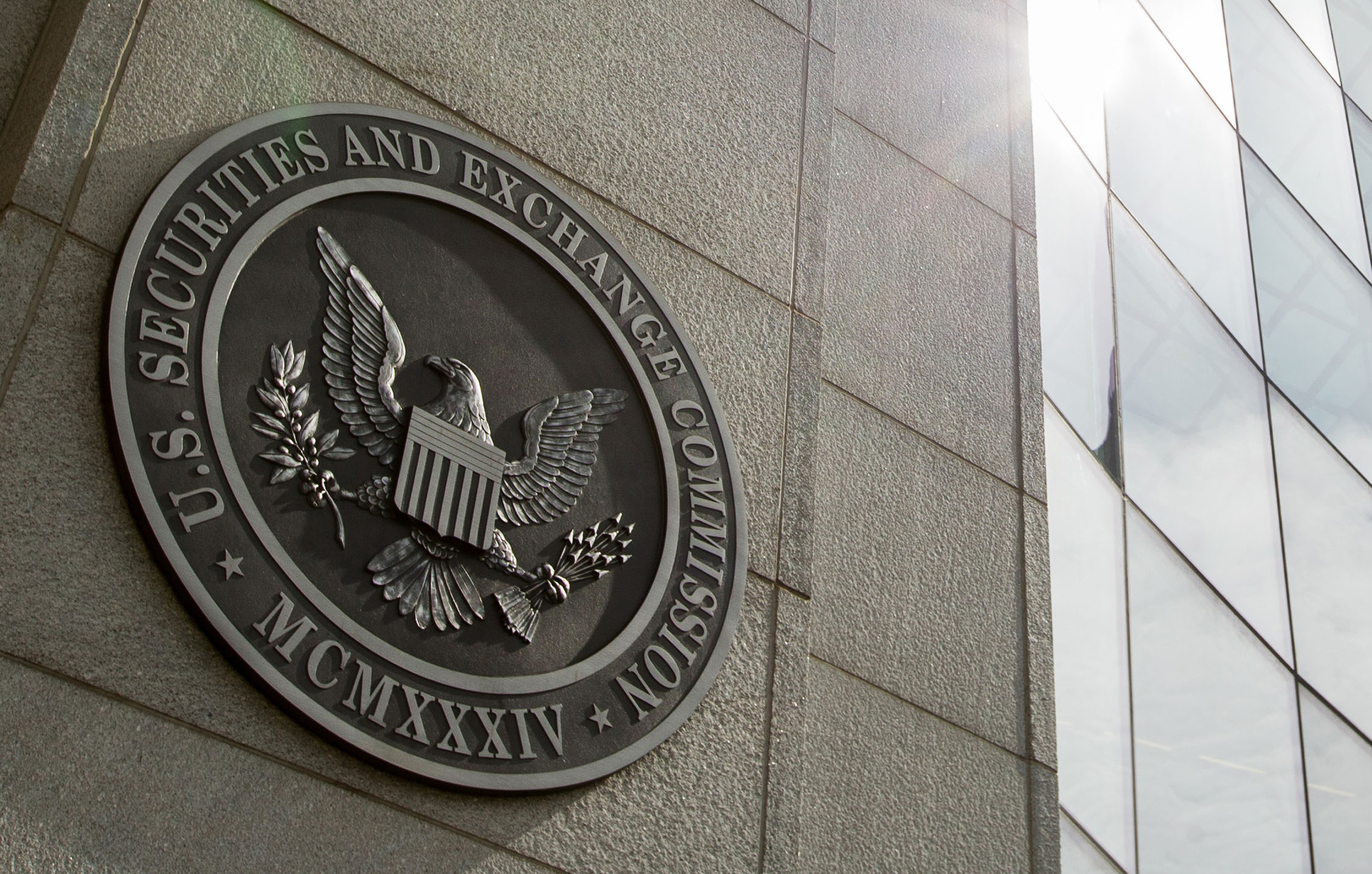 SEC: la inteligencia artificial provocará una crisis financiera "inevitable" sin regulación SEC: la inteligencia artificial provocará una crisis financiera "inevitable" sin regulación