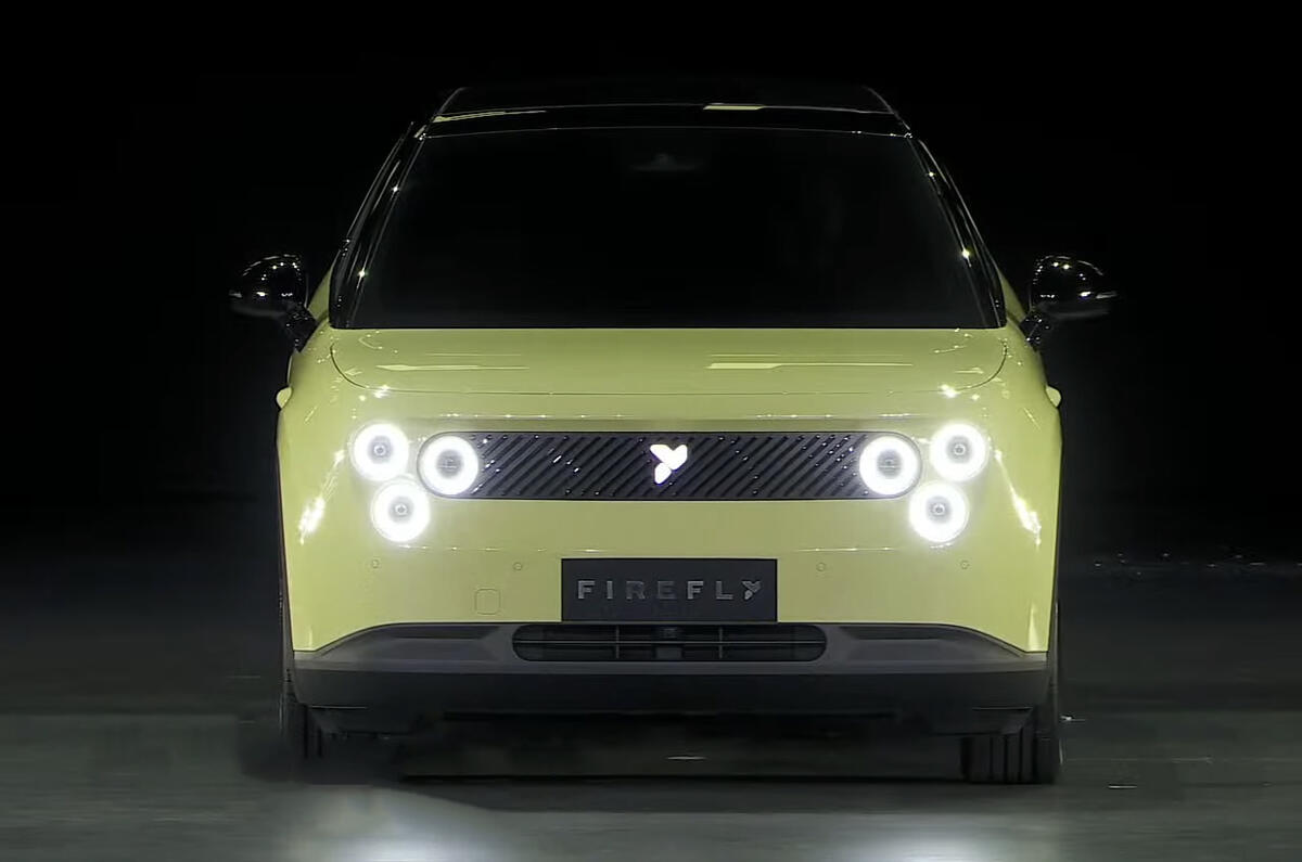 Coche eléctrico Firefly - vista 1 Coche eléctrico Firefly - vista 1
