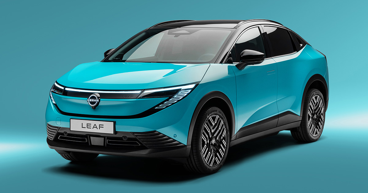 Nuevo Nissan Leaf en color turquesa brillante Nuevo Nissan Leaf en color turquesa brillante