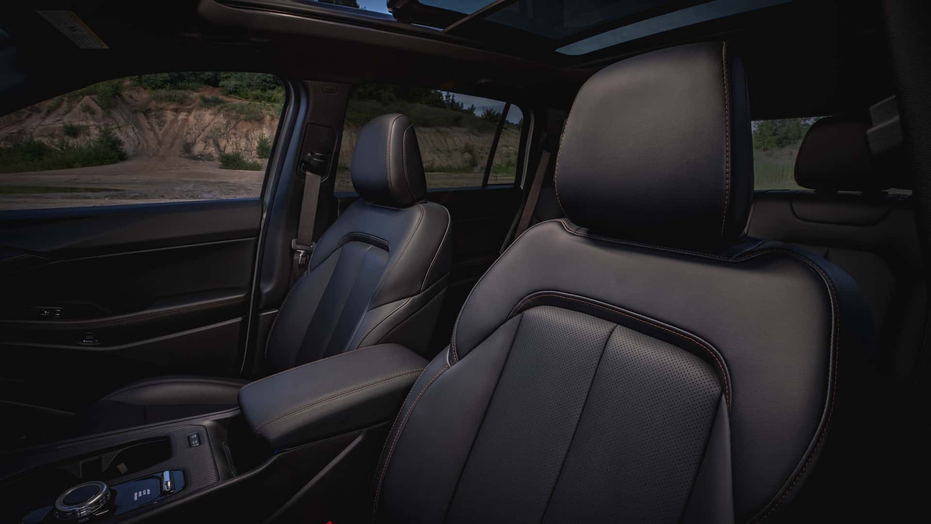 Asientos del nuevo Jeep Cherokee 2026