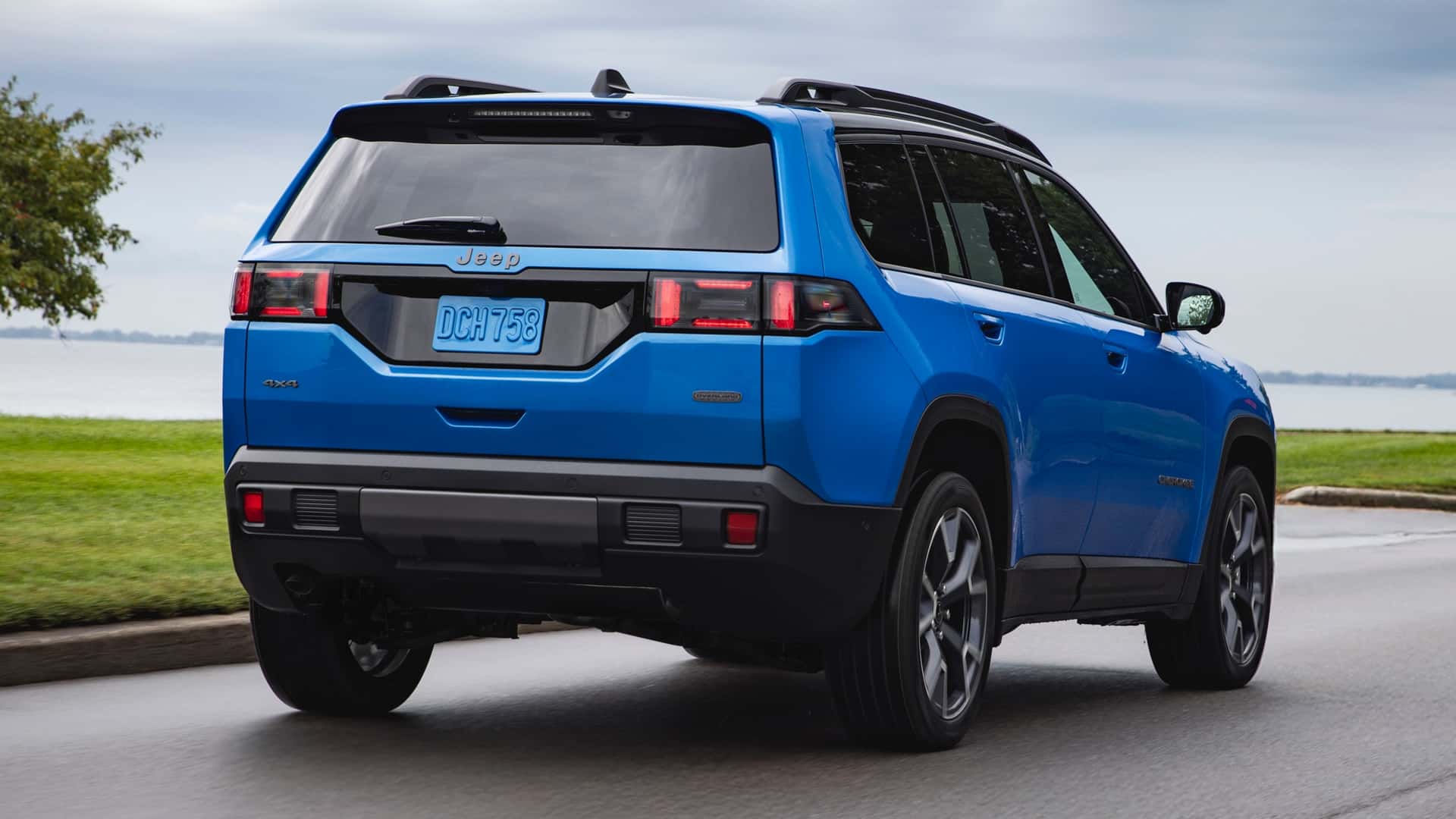 Nuevo Jeep Cherokee 2026, vista trasera