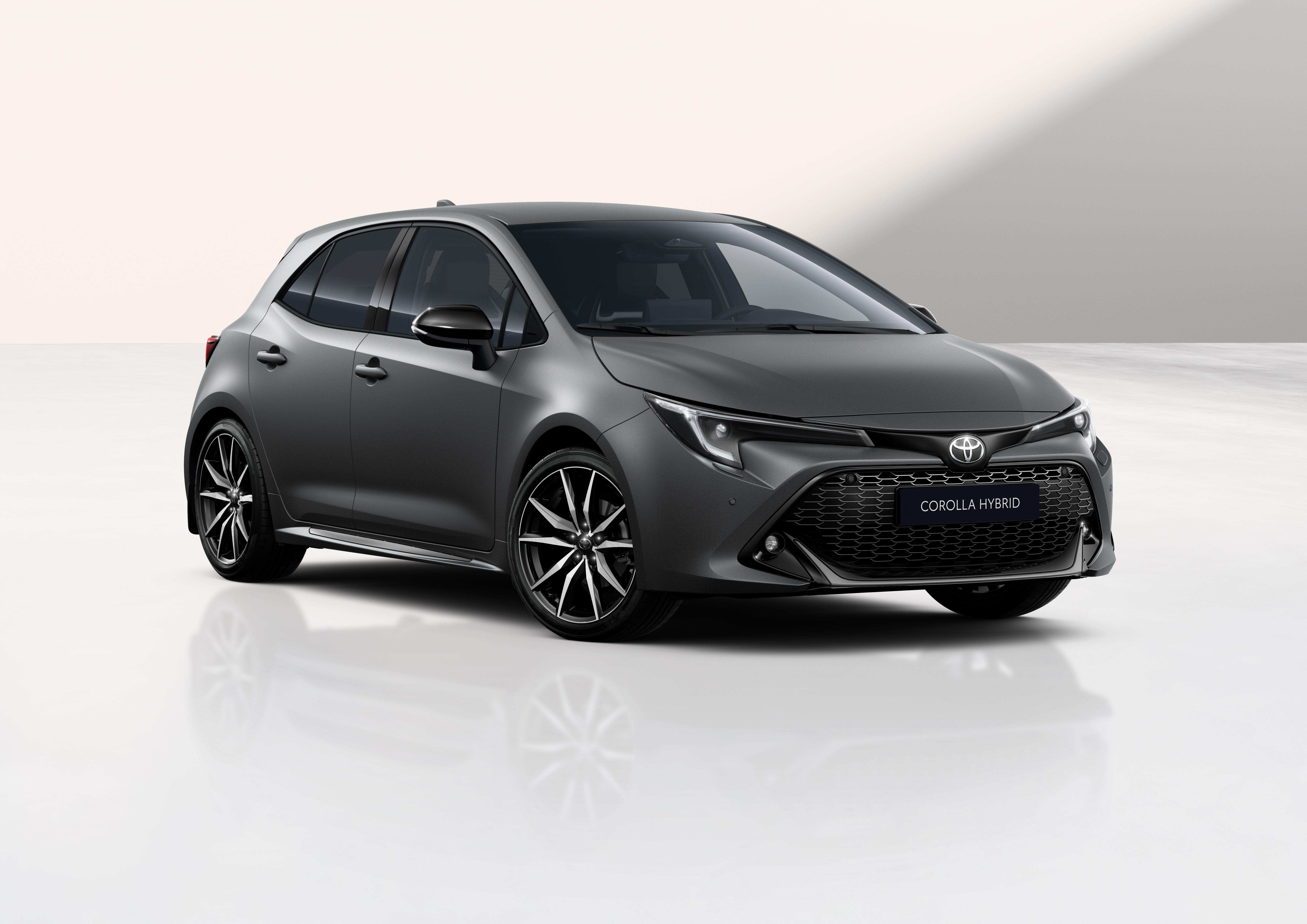 Nuevo acabado mate Onyx Grey para Corolla