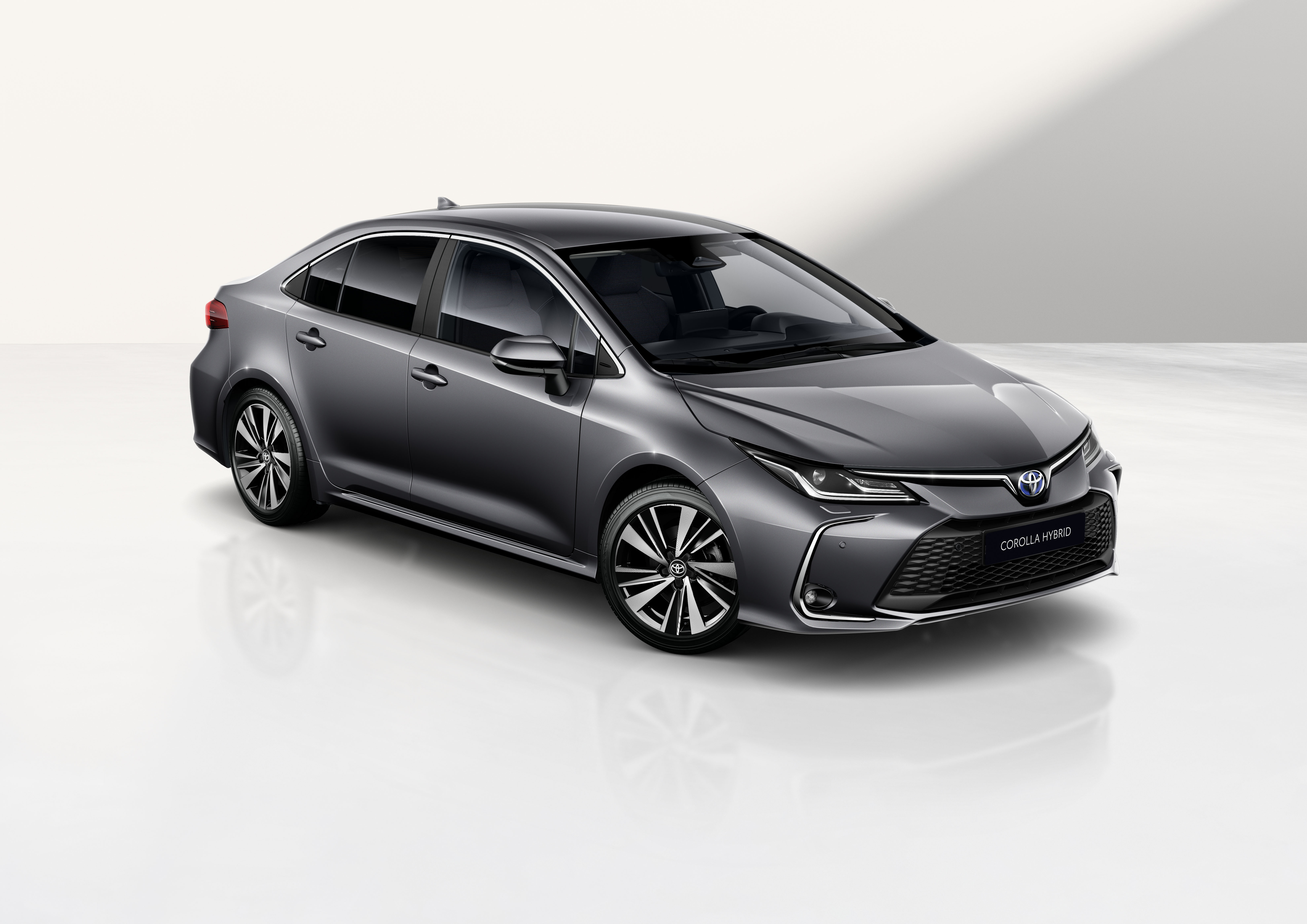 Nuevo color Storm Grey en modelo Corolla