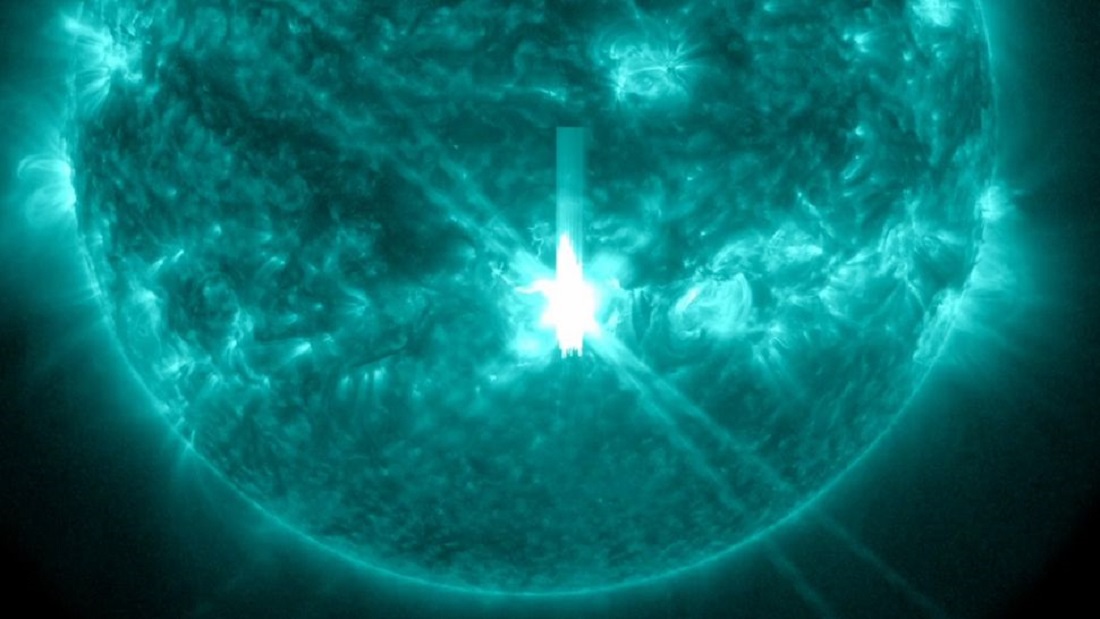 Meteorólogos, ¡preparaos! Se ha producido una potente llamarada en el Sol, que provocará una tormenta geomagnética a gran escala en la Tierra Meteorólogos, ¡preparaos! Se ha producido una potente llamarada en el Sol, que provocará una tormenta geomagnética a gran escala en la Tierra