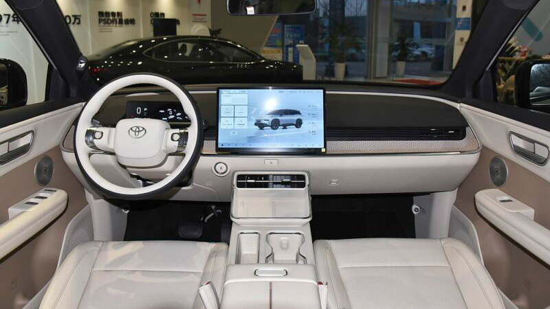 Exterior del Toyota bZ3X
