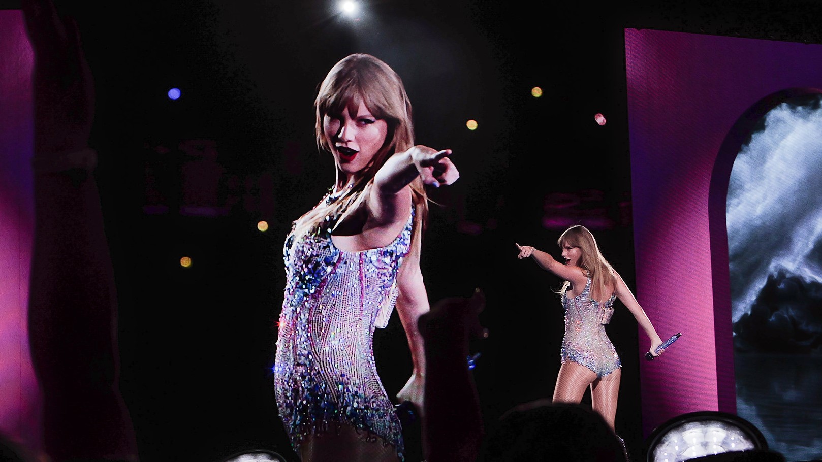 Los deepfakes de Taylor Swift desnuda aparecieron en X, lo que ha enfurecido a los fans de la cantante Los deepfakes de Taylor Swift desnuda aparecieron en X, lo que ha enfurecido a los fans de la cantante