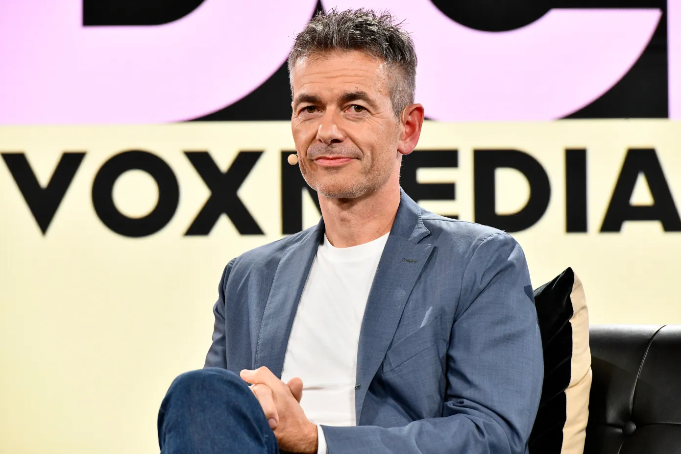 El CEO de Warner Music ve inevitable la aparición de la IA en la industria musical El CEO de Warner Music ve inevitable la aparición de la IA en la industria musical