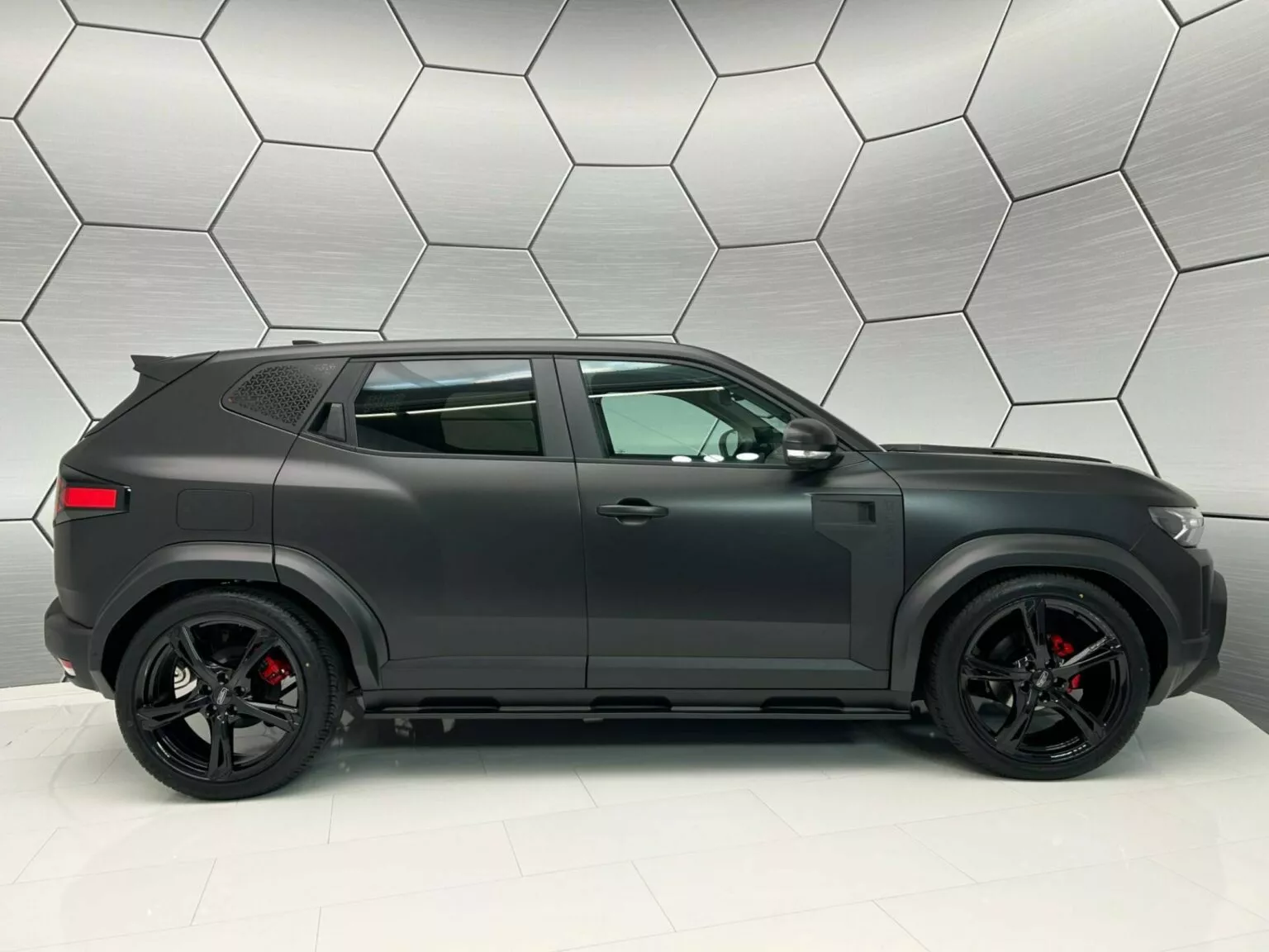 Dacia Duster RS - película negra.